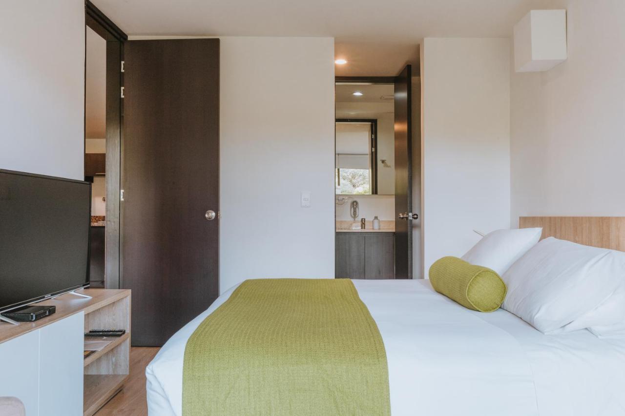Travelers Rio Verde Living Suites Rionegro Kültér fotó