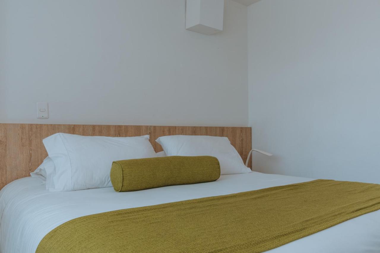 Travelers Rio Verde Living Suites Rionegro Kültér fotó